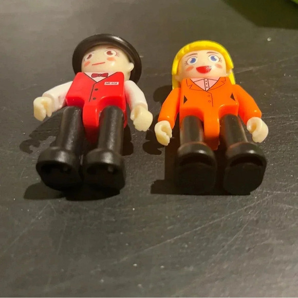 Picasso Tiles Magnetic People STEAM Action Figure Toddler Toy Lot Of 2 - Picture 2 of 4